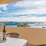 Apartment Lovely In Razanj