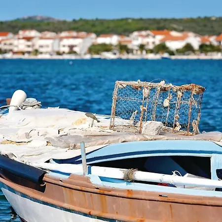 Appartement Lovely In