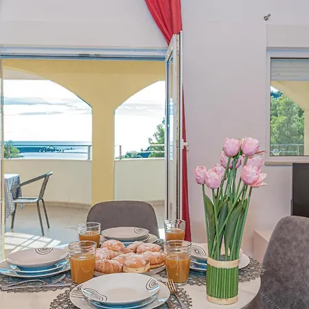 Lovely In דירה Ražanj